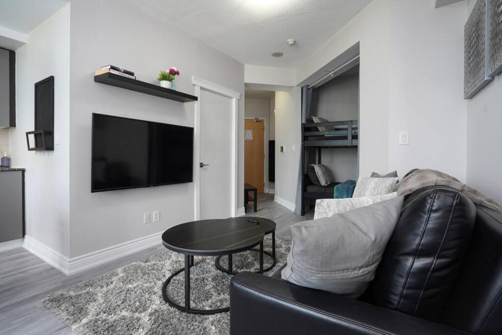 1504 Brand New Best Location 1Br Den With Amazing View Toronto Extérieur photo